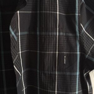 Billabong Shirts - WORN ONCE BILLABONG BUTTON UP Billabong Shirts - WORN ONCE BILLABONG BUTTON UP